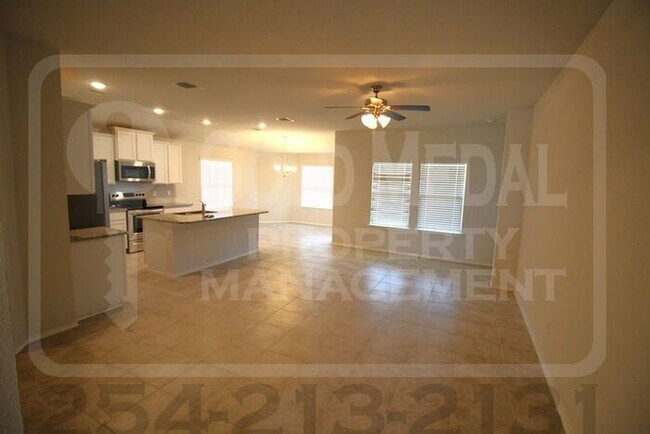 Foto del edificio - 1003 Torino St