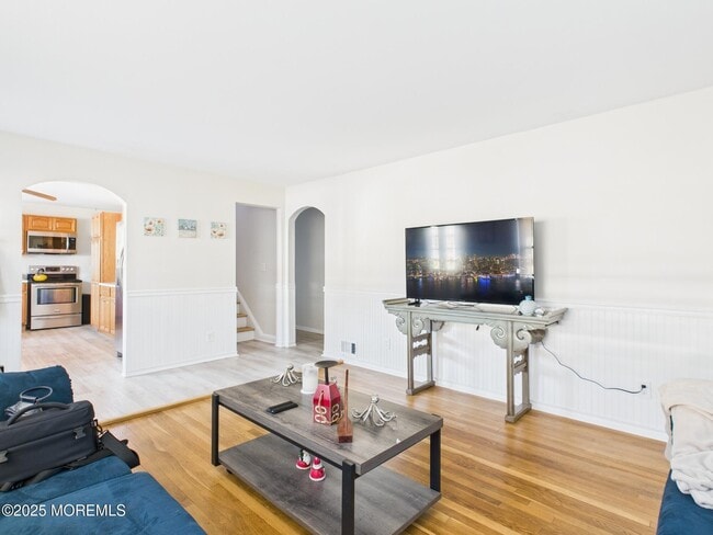 Building Photo - 15 Ridge Ave