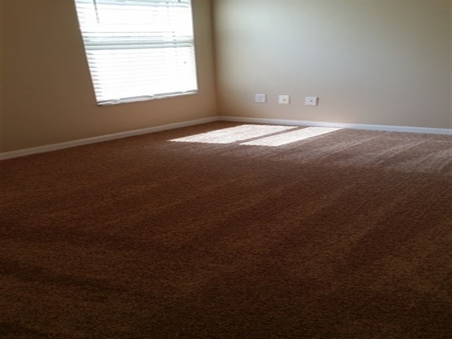 Foto del edificio - 635 Cherry Laurel St