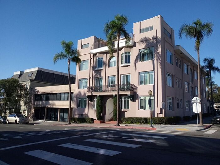 Primary Photo - 1940's Building Studio Apartment