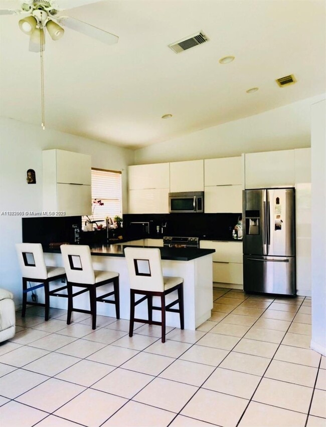 Building Photo - 14843 SW 28 Ln