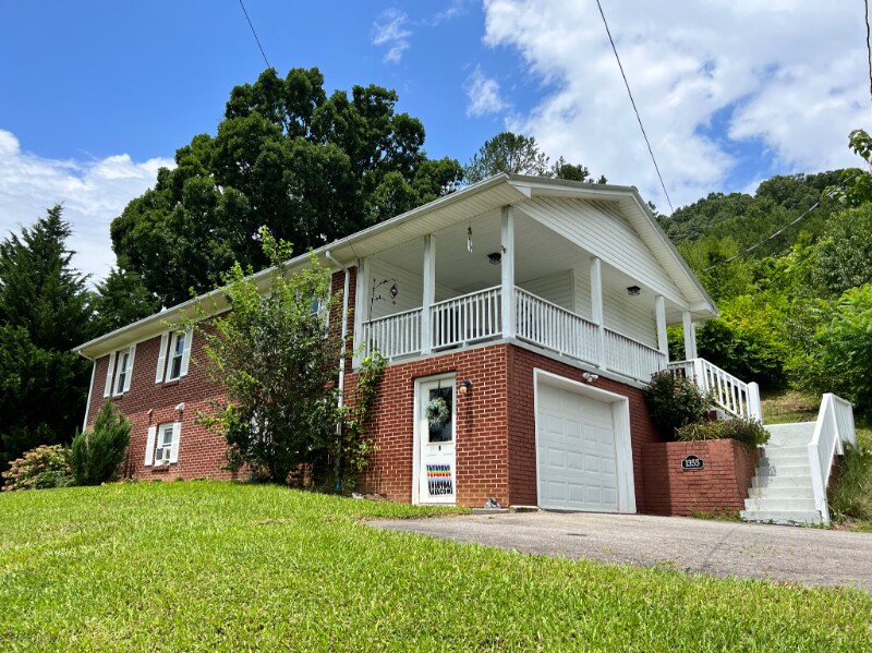 1355 N Main St, Mars Hill, NC 28754 House Rental in Mars Hill, NC