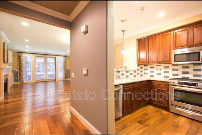 Foto del edificio - 2881 Meridian Ave