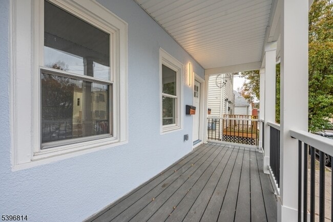 Foto del edificio - 24 Dean St