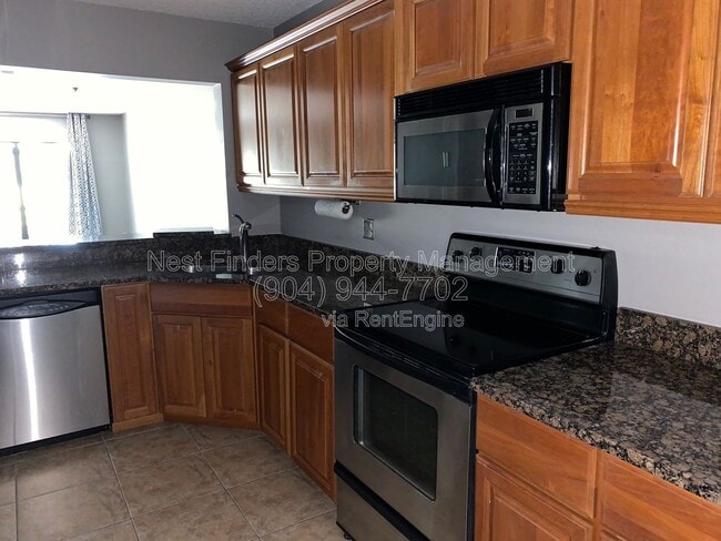 Building Photo - 7623 Baymeadows Cir W