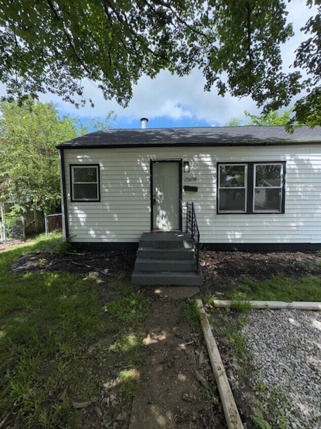 Foto principal - 2504-2506 Negley Pl