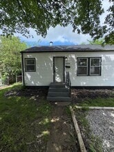 Building Photo - 2504-2506 Negley Pl