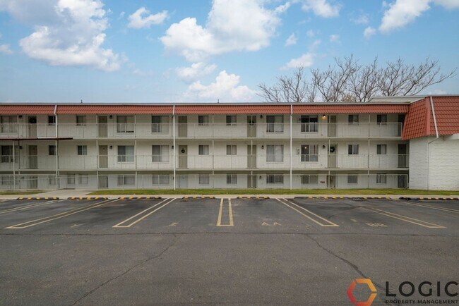 Foto del edificio - Perfectly Located Apartment in Provo!