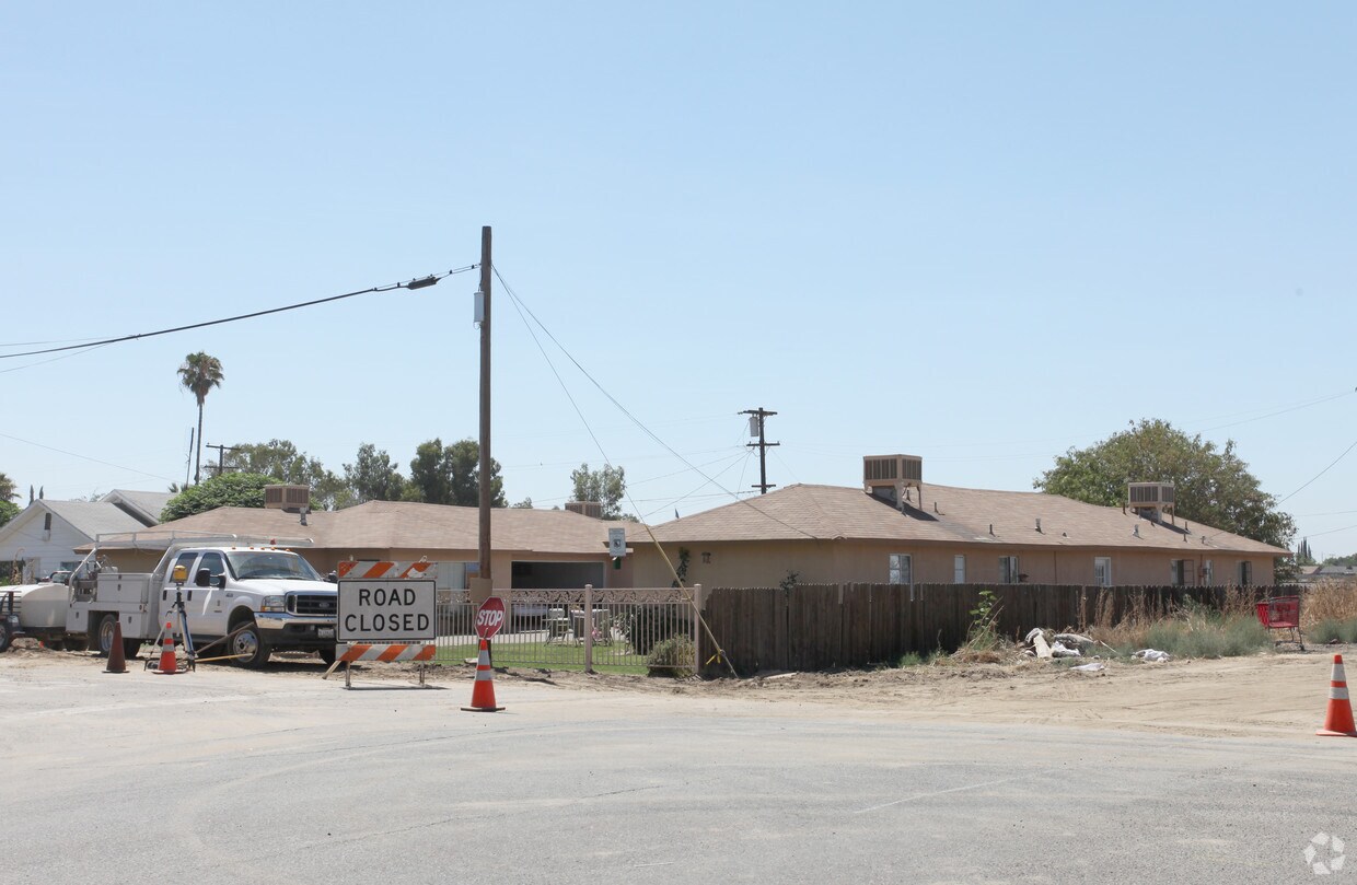 Primary Photo - 1213 W 6th St