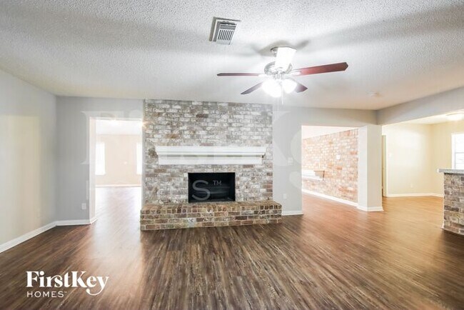 Foto del edificio - 1027 Baltic Ln