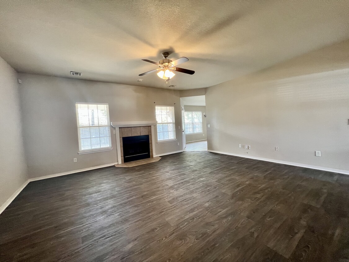 2507 SW 20th St, Bentonville, AR 72713 House for Rent in Bentonville, AR