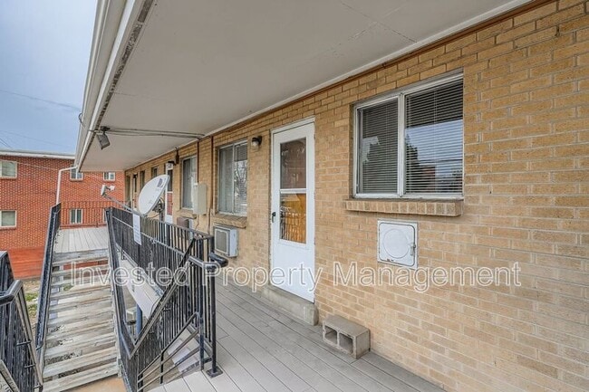 Foto del edificio - 257 E Powers Ave