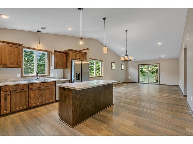 Building Photo - 111 Bantam Rd