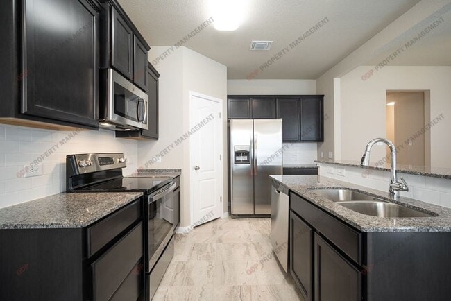 Building Photo - 7717 Hickman St