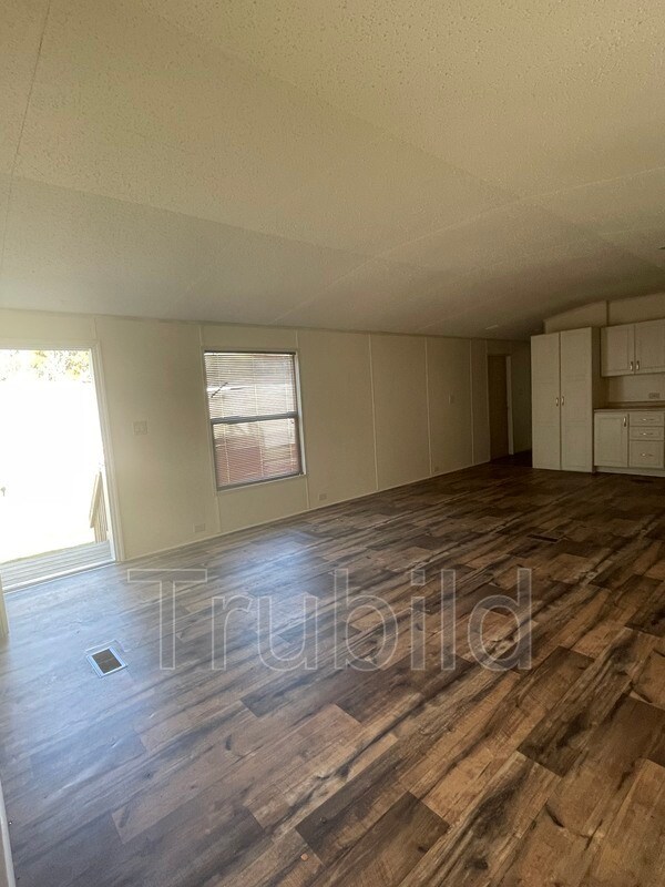 Building Photo - 94 Lone Pine Ln
