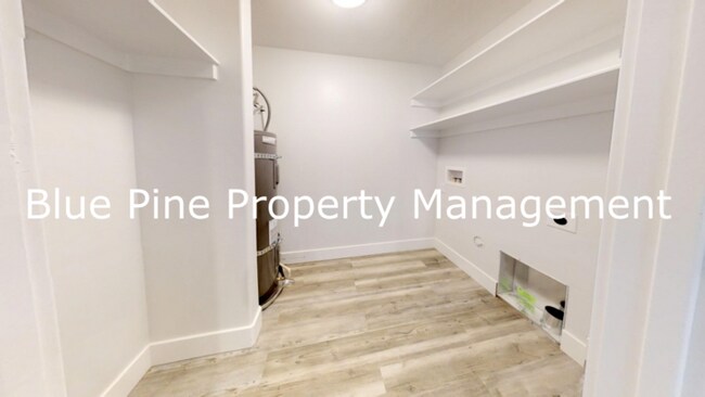 Foto del edificio - 270 Opal Ct