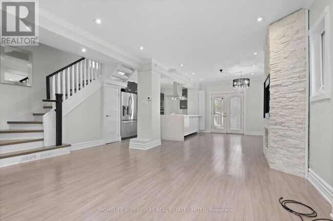 Building Photo - 5 Aldgate Ave