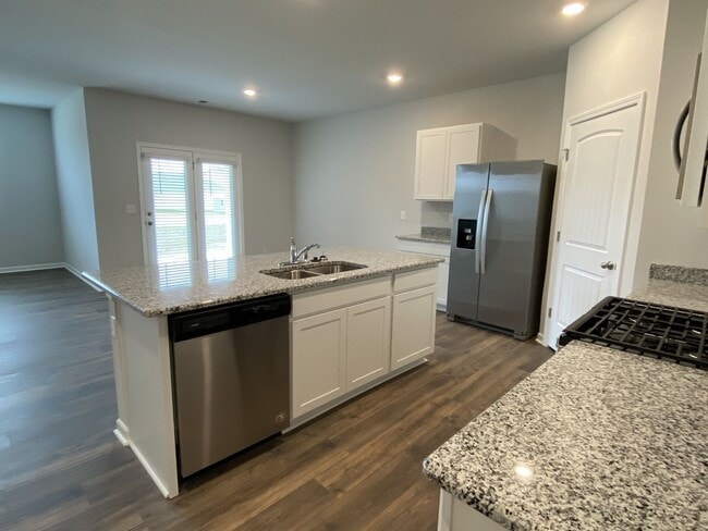 Building Photo - 5058 Hunters Village Dr