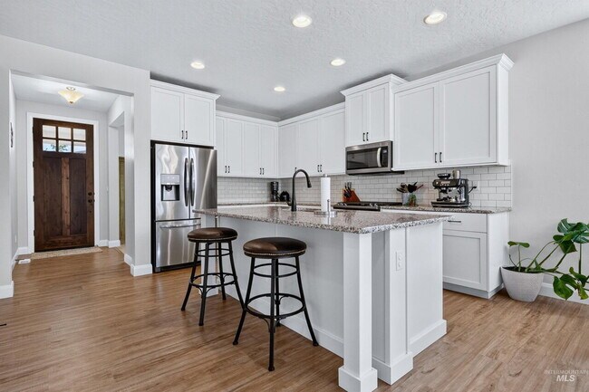 Foto del edificio - Beautiful South Meridian Home