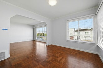 Building Photo - 4439 Kirkham St