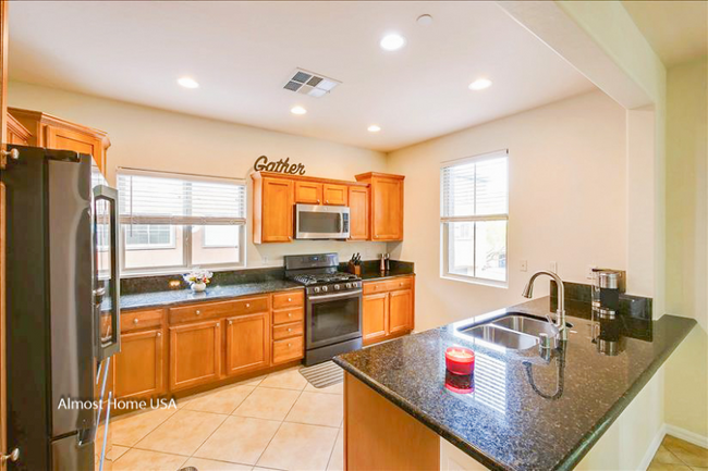 Foto del edificio - 4650 Old Ranch Rd