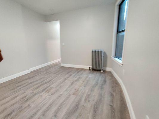 Building Photo - 3 bedroom in BRONX NY 10459