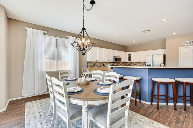 Foto del edificio - 14973 N 135th Dr