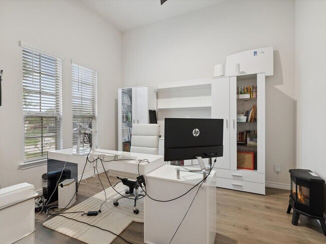 Foto del edificio - 3836 Fletcher Wy