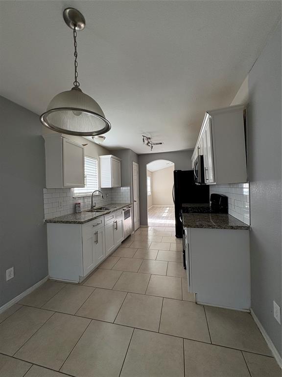 Foto del edificio - 5703 Vision Ln