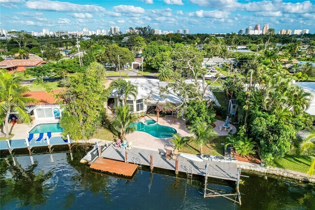 Foto del edificio - 2801 Coral Shores Dr