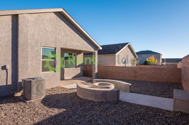 Foto del edificio - !!!REDUCED!!!! - WINTER SPECIAL PRICING!!! CALL US TODAY AT (505) 808-6467 TO SCHEDULE A CONVENIE...