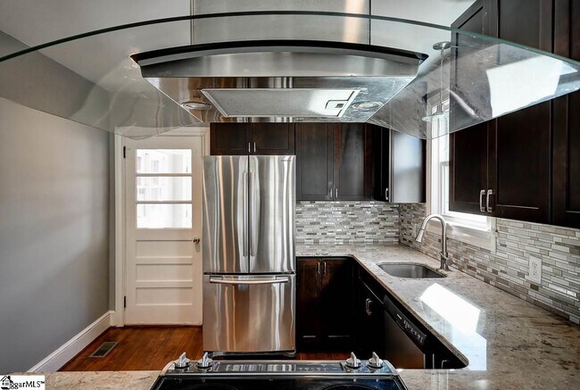 Foto del edificio - 122 Prescott St