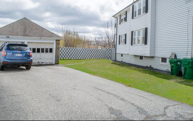 Building Photo - 58 Buzzells Ln