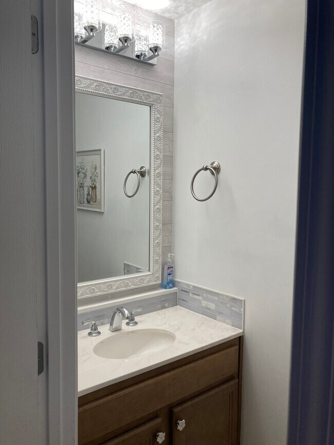Half Bathroom - 213 Regency Point Path