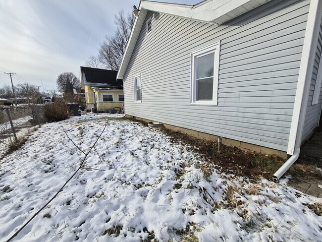 Foto del edificio - 2607 Lincoln St