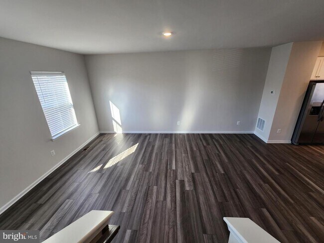 Foto del edificio - 1236 Red Clover Ln