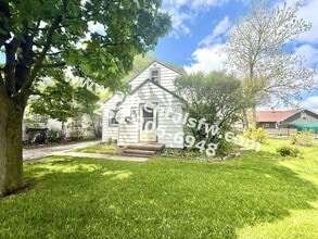 Building Photo - 4018 S Clinton St