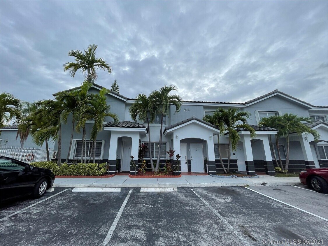 Foto principal - 7881 SW 152nd Ave