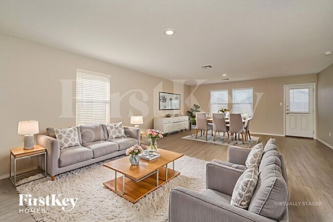 Foto del edificio - 407 Butterfly Bush Ct