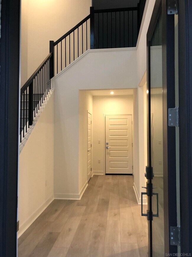 Building Photo - 2830 Avella Cir