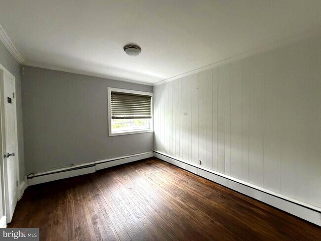 Foto del edificio - 311 N Delsea Dr