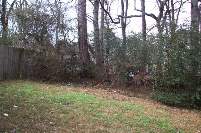 Foto del edificio - 2714 Clayton Dr NW