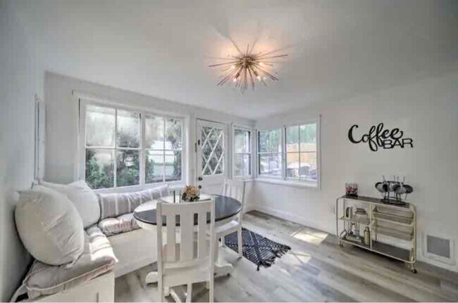 Foto del edificio - 1414 S Colby Ave