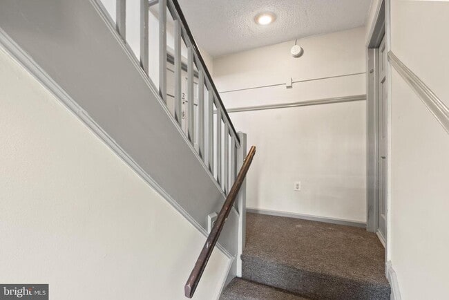 Building Photo - 114 F Cherry Parke