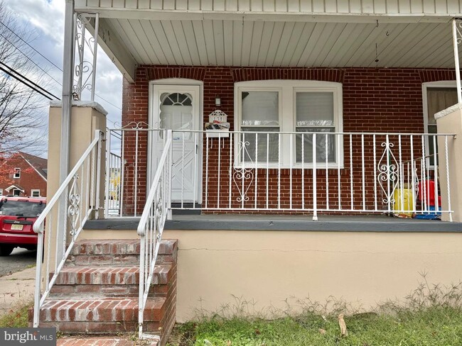 Building Photo - 131 Columbus Ave