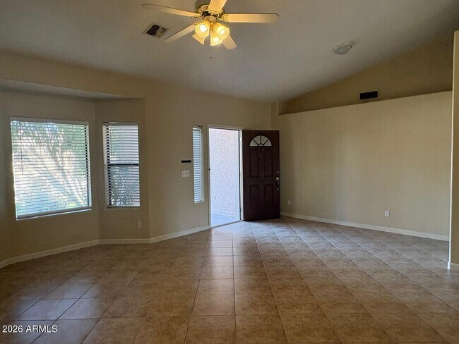 Foto del edificio - 1913 E Marquette Dr