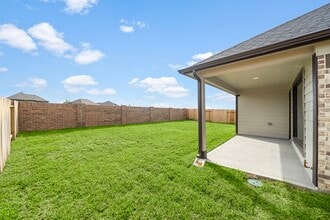 Building Photo - 3327 Tilley Dr