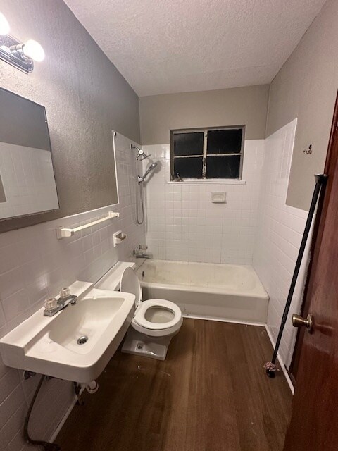 Foto del edificio - 4405 Andrews Ave