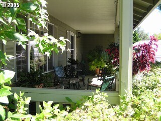 Foto del edificio - 4 bed, 3 bath in desirable McMinnville Neighborhood