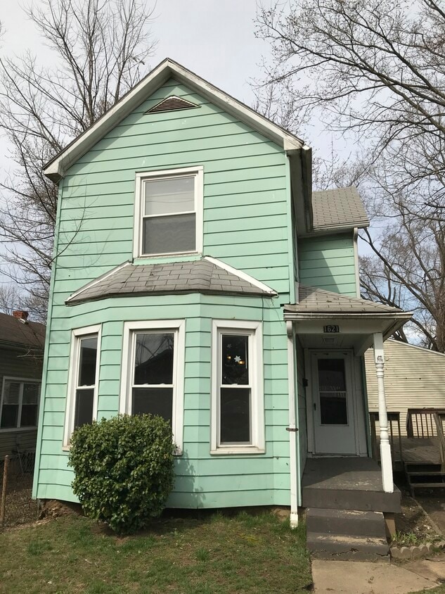 1621 Lafayette Ave, Middletown, OH 45044 House Rental in Middletown